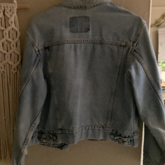 Vintage 1980’s Levi Jean Jacket sz Medium - Picture 2 of 3